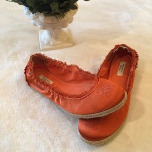 Simply Vera dress shoes.